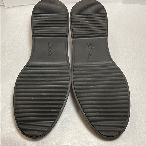 Collection B Women's Classic Black Loafers with Brown Sole - Picture 8 of 9